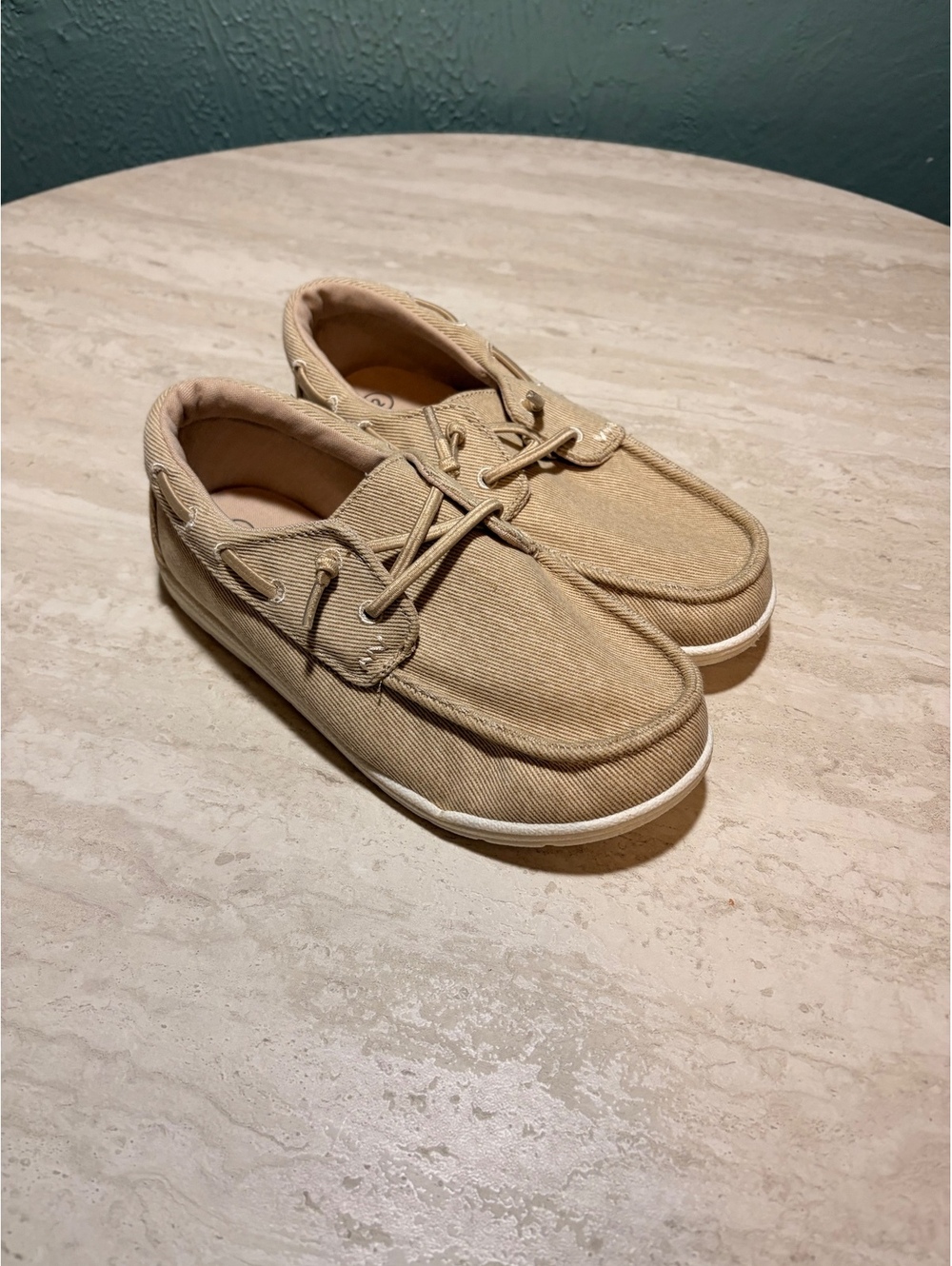 Cat & Jack Beige Canvas Boat Shoes Size 2